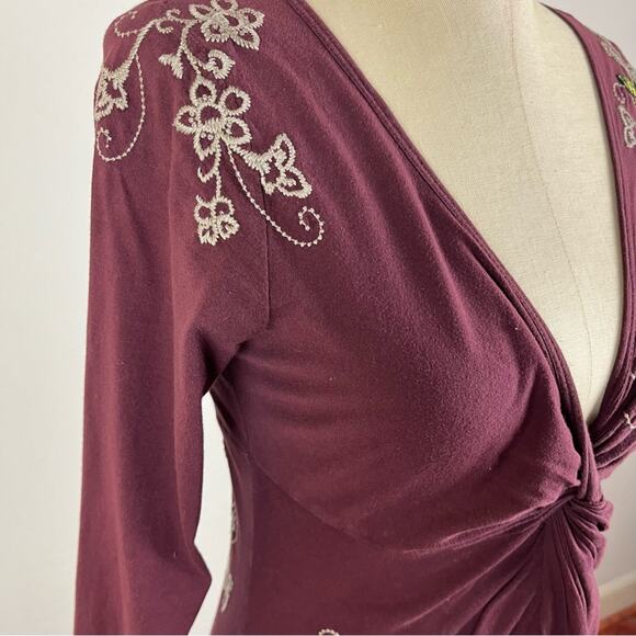 JW Johnny Was Maroon Embroidered V Neck Dress - Picture 4 of 8